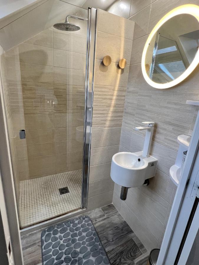 Appartement Familial Pour 6 Adultes Et 5 Enfants A 10 Min De Disney Bailly-Romainvilliers Exterior foto